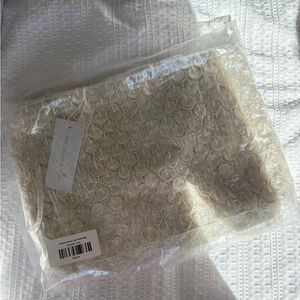 NWT Beaded Scallop Seashell purse bamboo handles